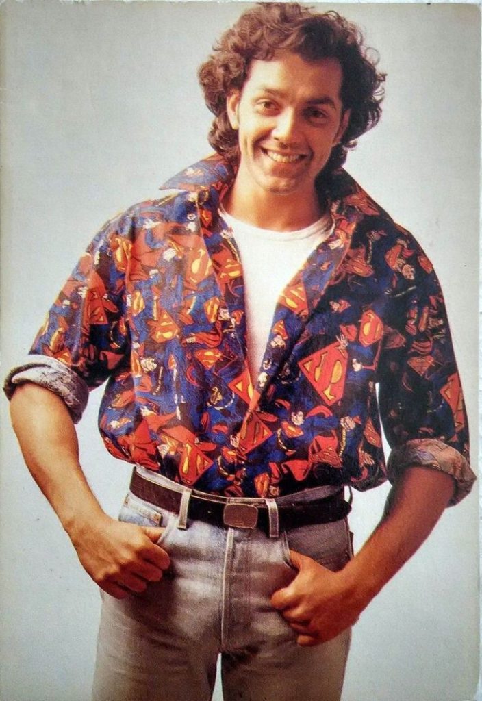 Key Elements of 90s Mens Fashion