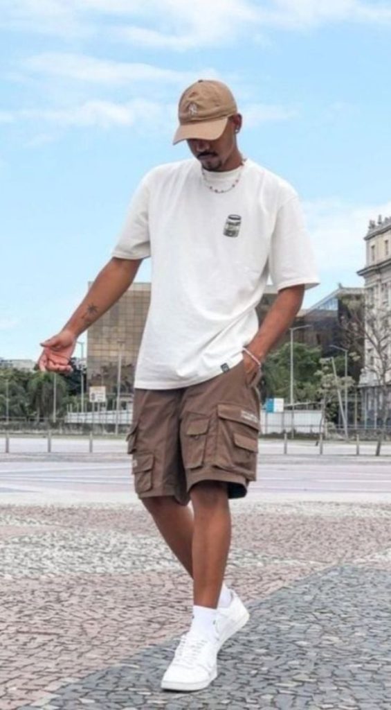 Stylish Ways to Pair Men's Shorts: Your Ultimate Guide to Trendy Outfits 11 Men's Shorts