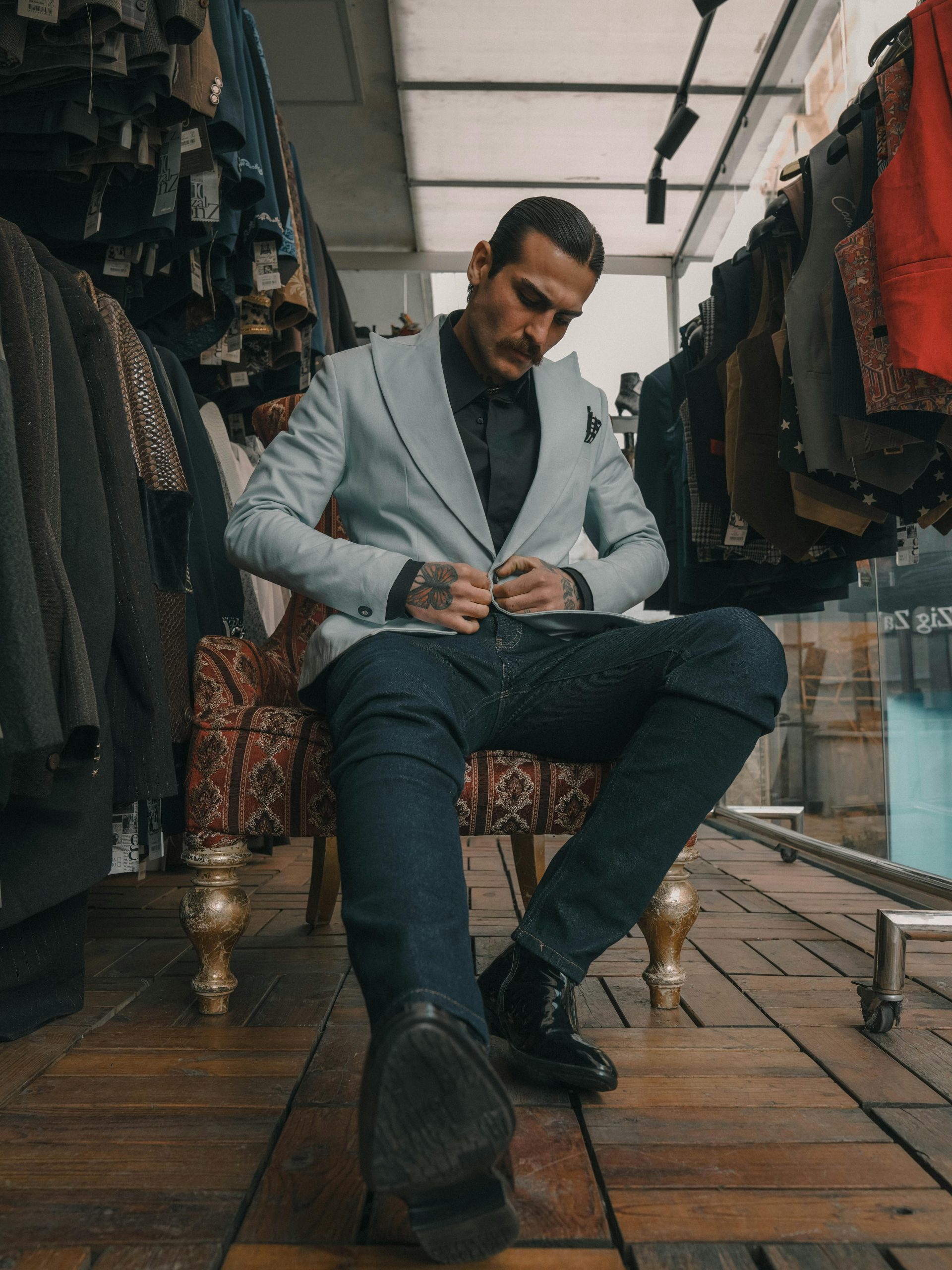 Classy Blazer Outfits Men Are Wearing in 2025