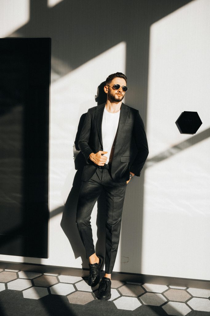 Classy Blazer Outfits Men Are Wearing in 2025: The Ultimate Style Guide 2 pexels caspersomia 15853827