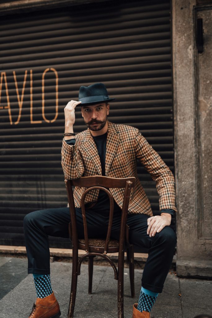 Classy Blazer Outfits Men Are Wearing in 2025: The Ultimate Style Guide 4 pexels furkanfdemir 6206942